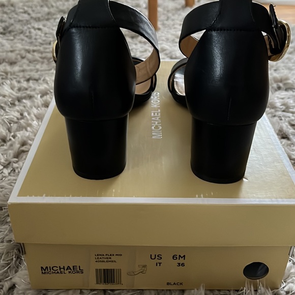 MICHAEL KORS  Black Leather Sandal - Picture 9 of 10